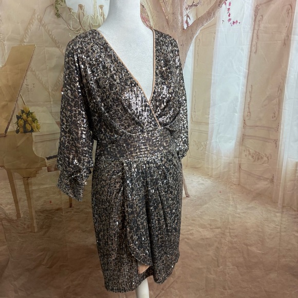 NEW ONE33 Social Leopard Print Draped Mini Sequin dress - Picture 5 of 12